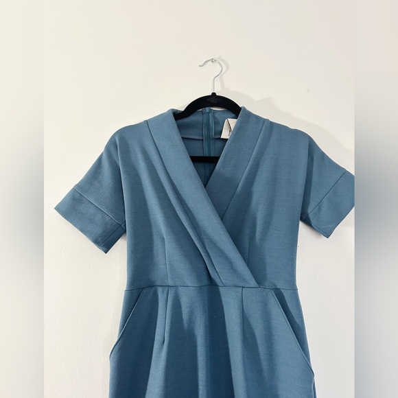 Blue formal work dress in small - Picture 5 of 7